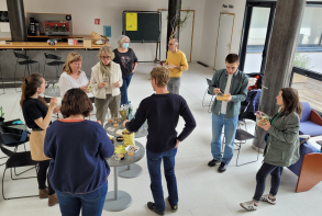 Un moment convivial autour d’un repas a permis d'échanger sur les mobilités.