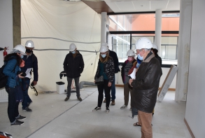 Inspection de la jonction entre le hall de l'espace Victor Hugo et l'auditorium
