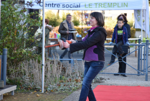 Le public a pu assister au défilé, sur tapis rouge, des objets