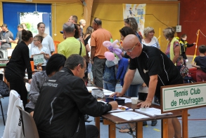 Les stands dans la salle Hoëdic