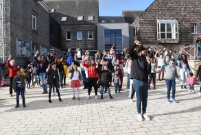Flash mob par l'association UnVsti