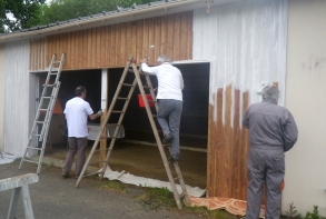 Peinture de la maison de quartier de la Poterie