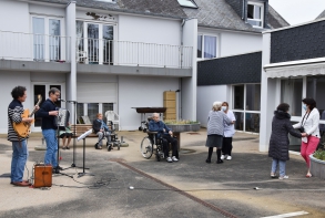 Actualité : musique en live à l'Ehpad avril 2020