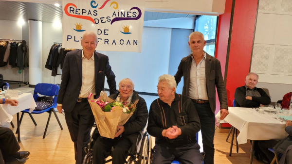 Actualité : les doyens du repas des aînés en compagnie de Rémy Moulin et Bruno Beuzit 10 octobre 2024