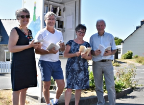 Actualité présentation cabine à livres Saint-Hervé juillet 2018