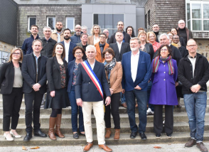 Photo de groupe conseil municipal mars 2026