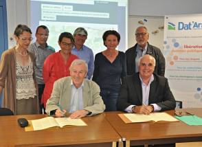 Actualité signature charte Dat'Armor 29 mai 2017