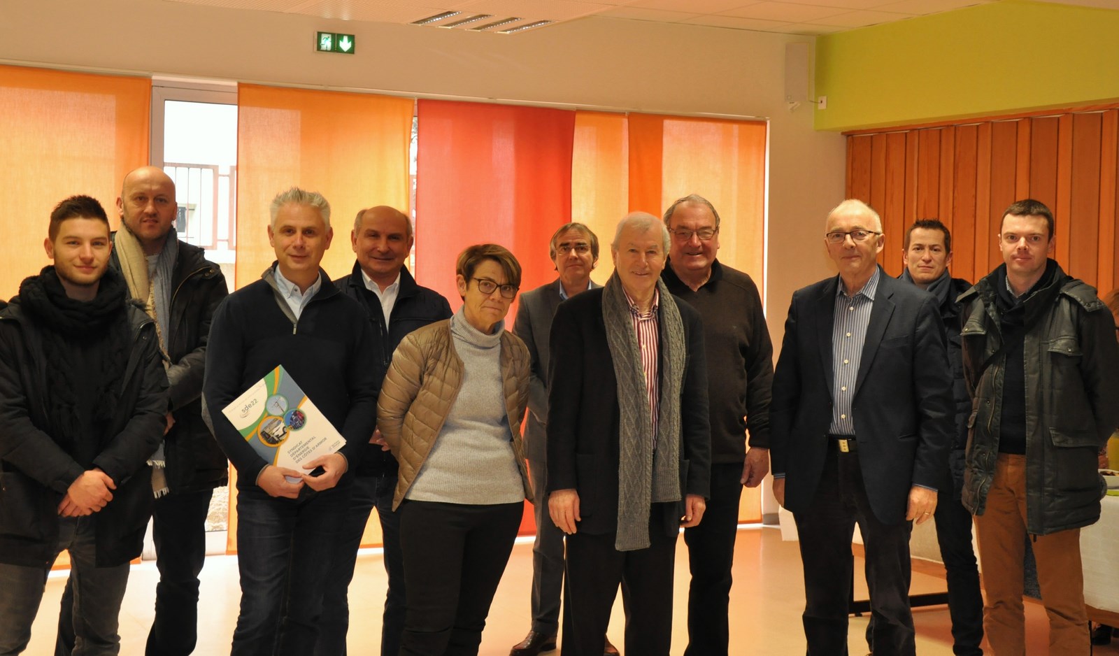 actualités inauguration bornes électriques mars 2018 (2)